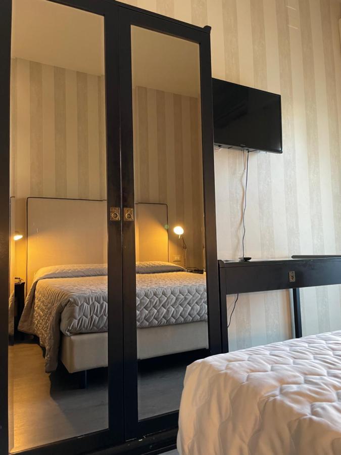 Hotel Vera 切塞纳蒂科 外观 照片